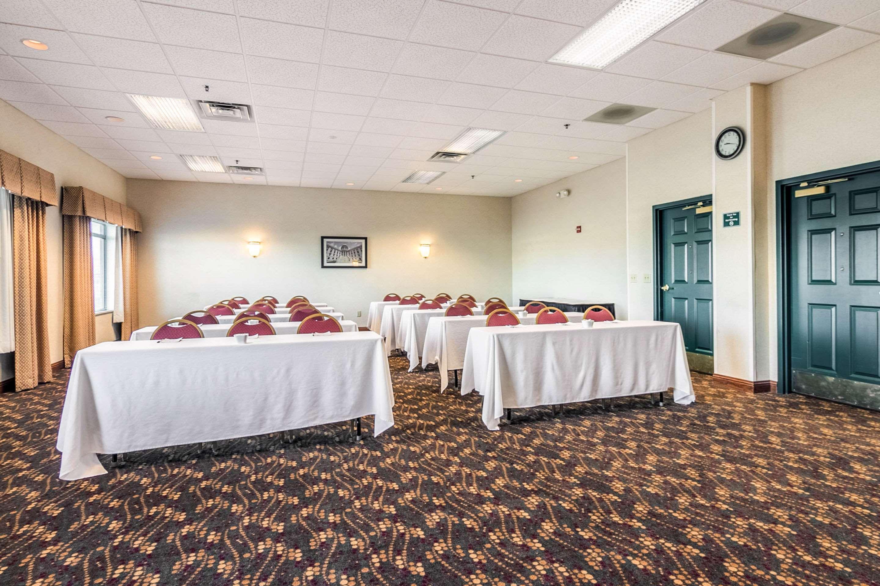 Clarion Suites At The Alliant Energy Center Madison Esterno foto
