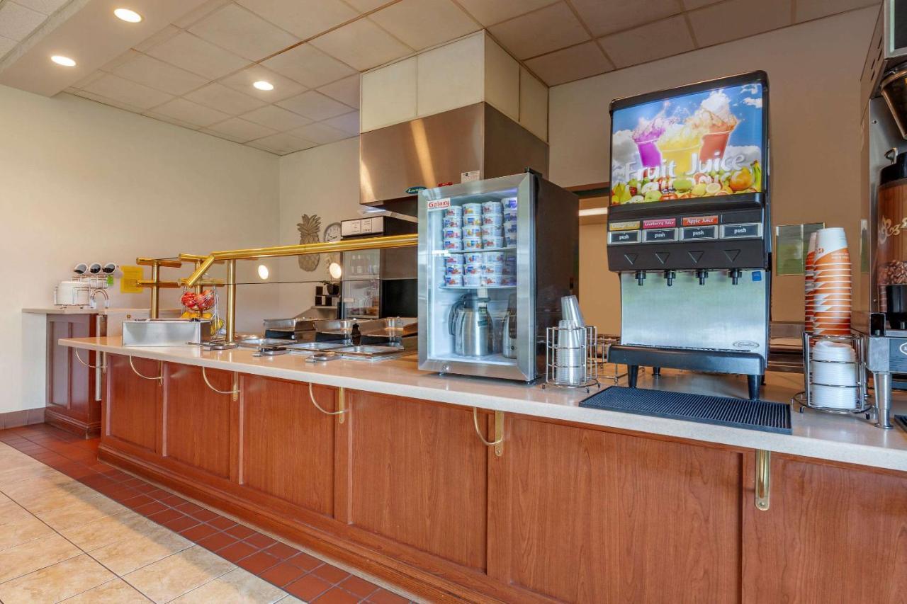Clarion Suites At The Alliant Energy Center Madison Esterno foto