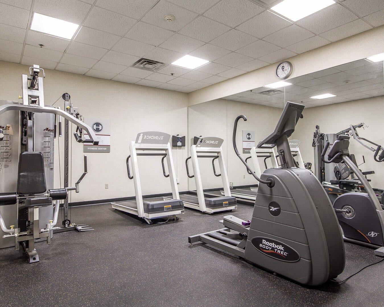 Clarion Suites At The Alliant Energy Center Madison Esterno foto
